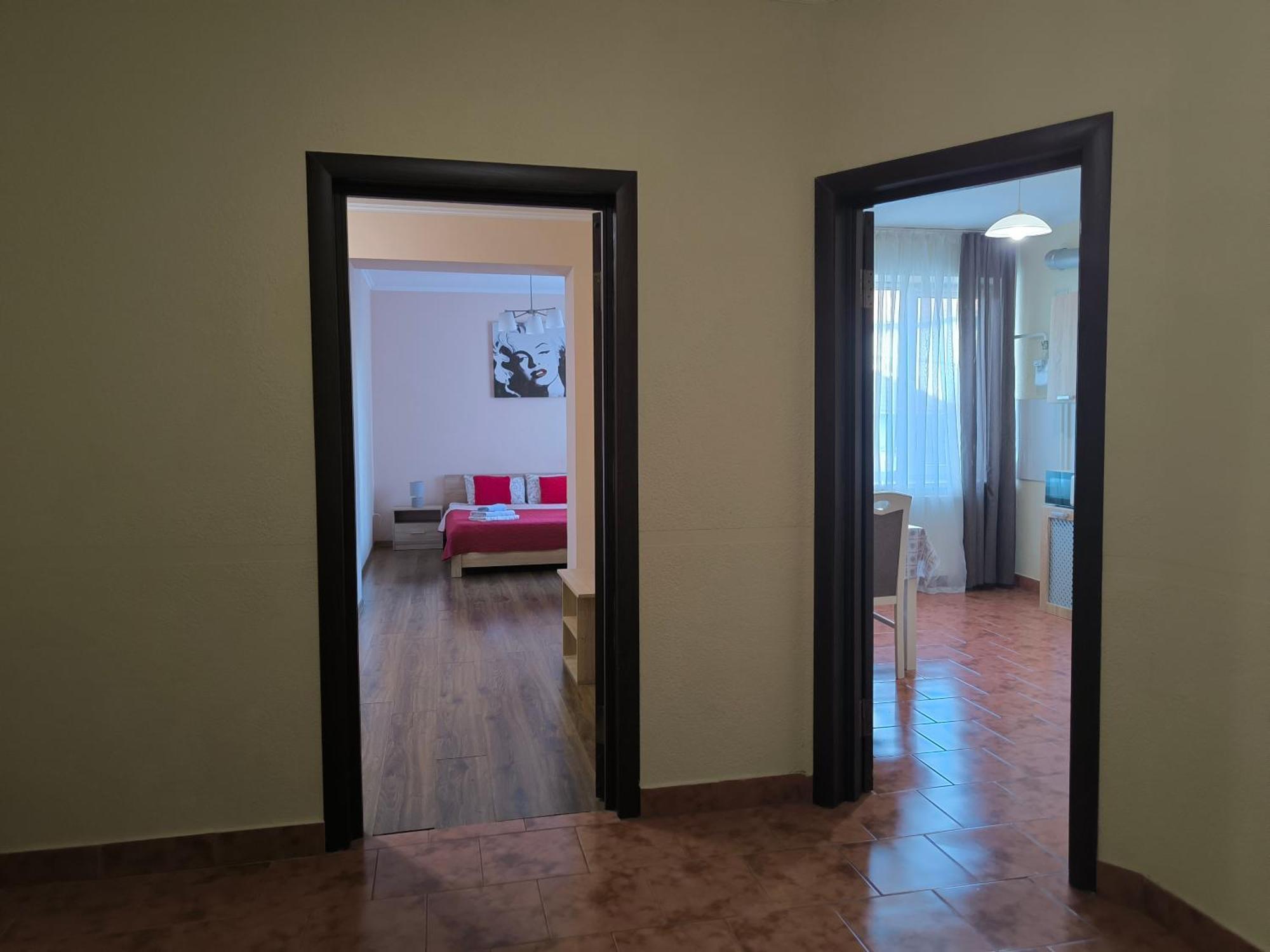 Apartments Domovik Мостова 5 Кв 37 Mukatschewo Exterior foto